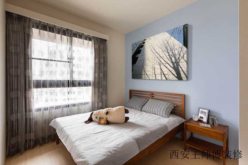 现代简约卧室蓝色背景墙欣赏