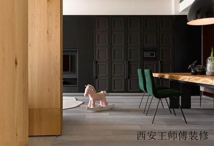 时尚混搭家装黑色背景墙装潢图