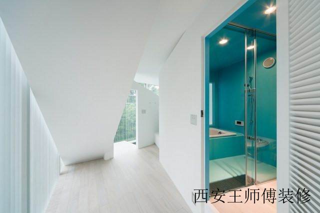 唯美简约复式卫生间装饰图