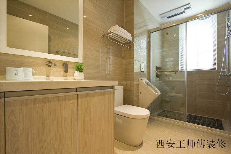 清新舒适现代洗手间干湿分区效果图