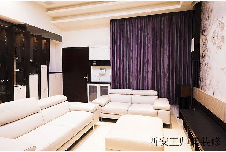 时尚简约客厅窗帘装饰图