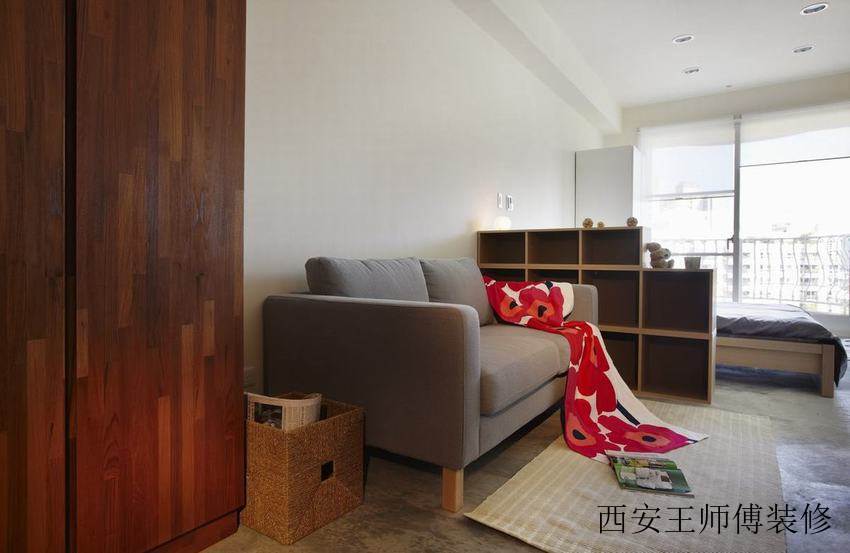 现代简约一居灰色沙发装饰图