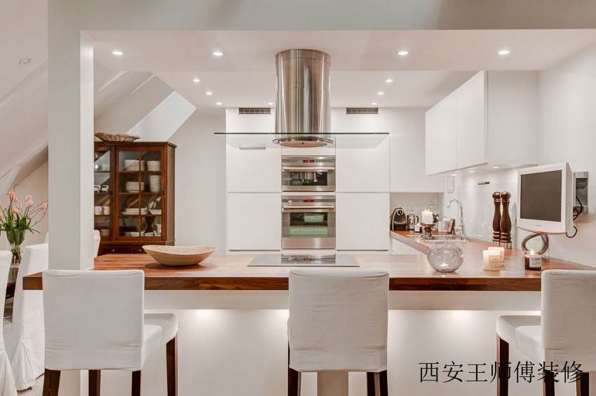 简约原木北欧风厨房效果图