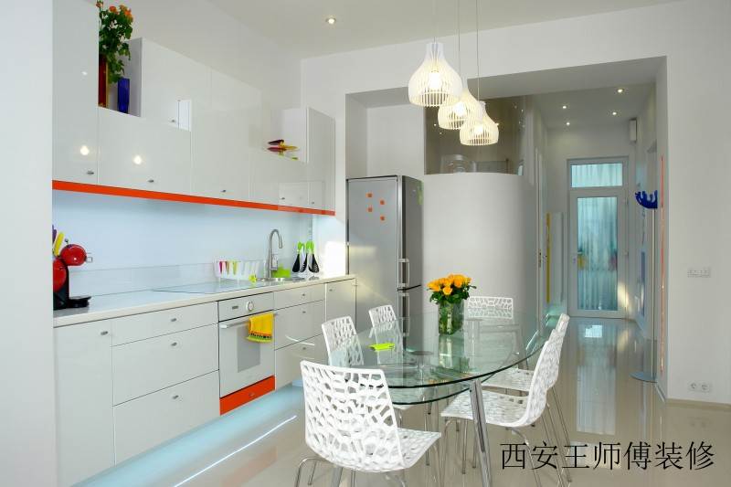 明亮简约装修风格餐厨房一体软装饰效果图