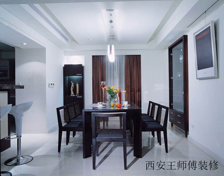 现代简约餐厅餐桌椅装饰图