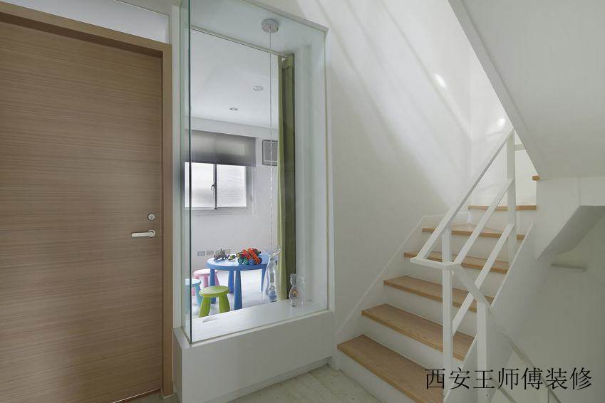 时尚简约小别墅楼梯效果图