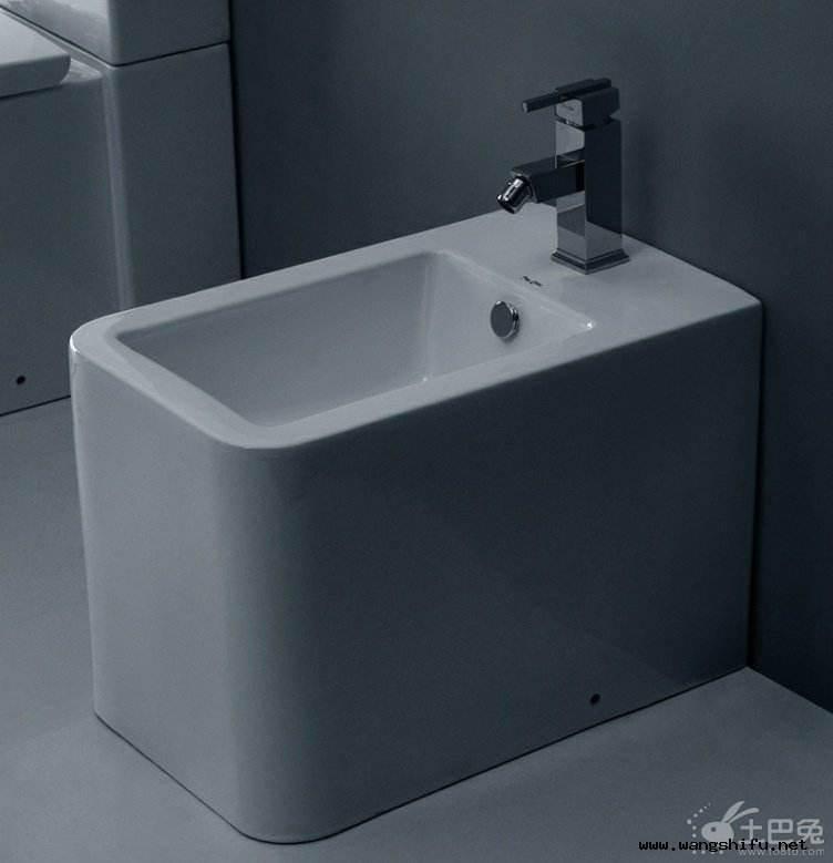 客厅墙绘画用什么(客厅装饰画都有什么材质的)